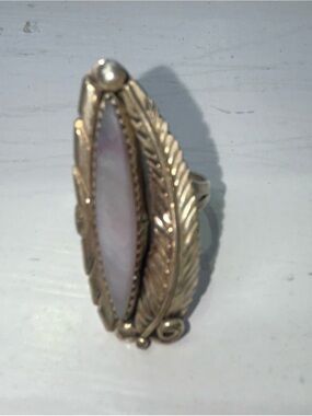 Hand crafted sterling silver feather design ring